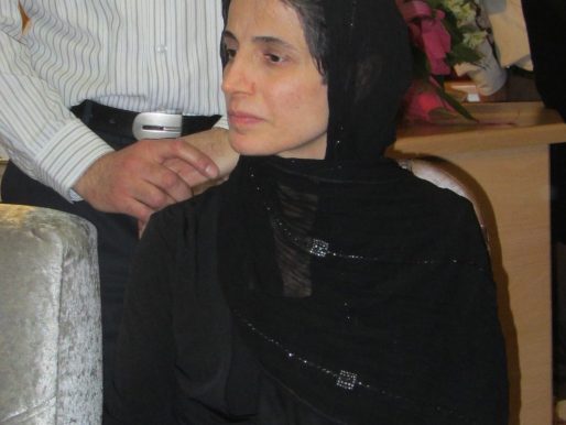 Las mujeres que se quitaron el velo en Irán